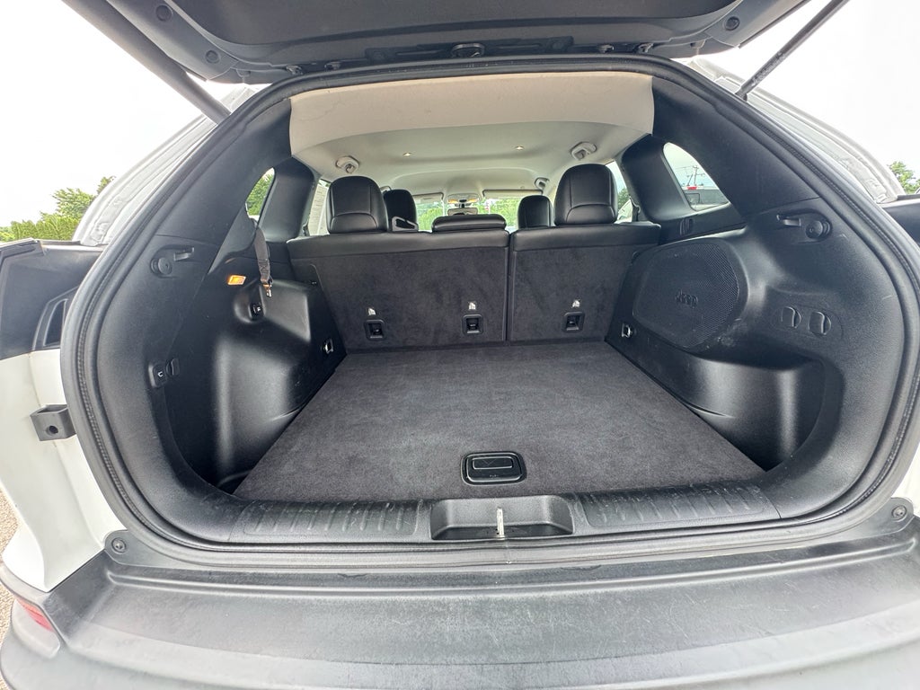 2020 Jeep Cherokee Limited FWD