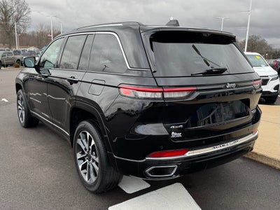 2022 Jeep Grand Cherokee Overland 4WD