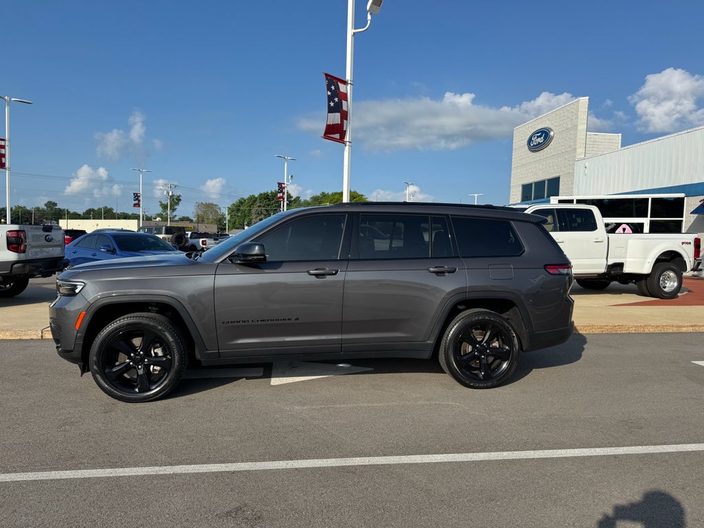 2023 Jeep Grand Cherokee L Altitude 4WD