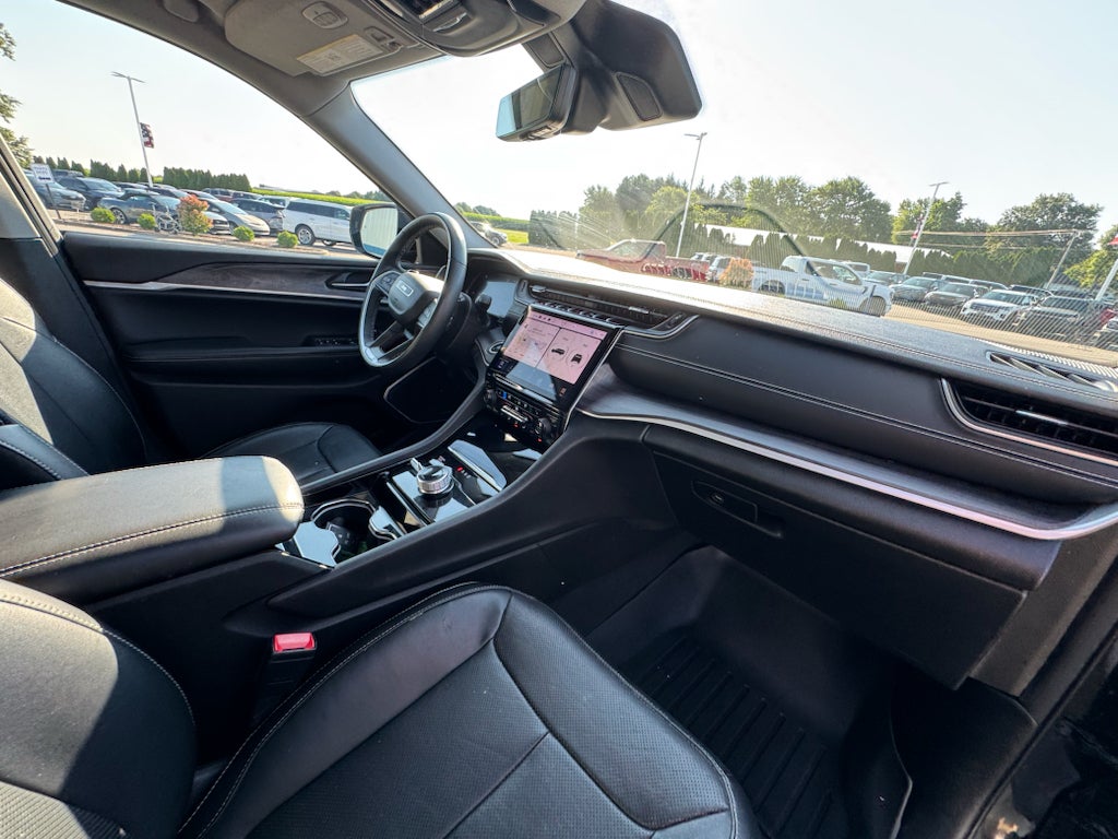 2022 Jeep Grand Cherokee L Limited 4WD