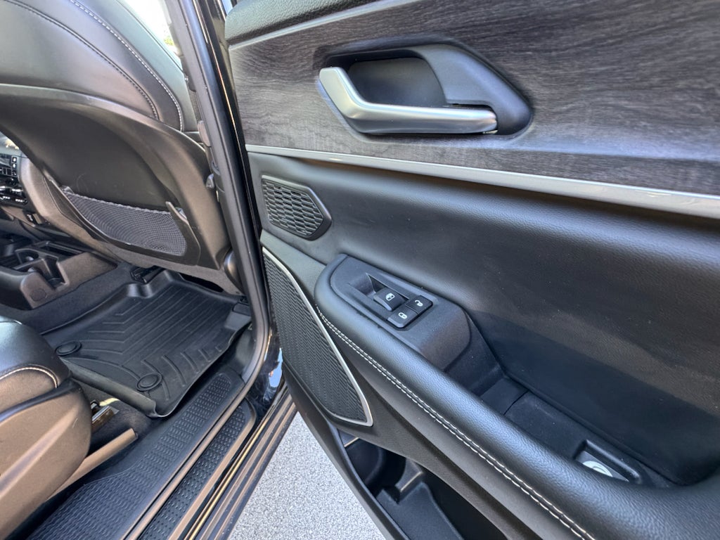 2022 Jeep Grand Cherokee L Limited 4WD