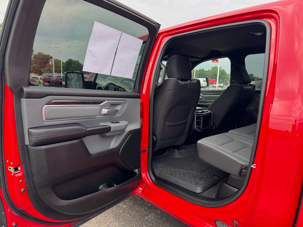 2022 RAM 1500 Big Horn Crew Cab 4x4