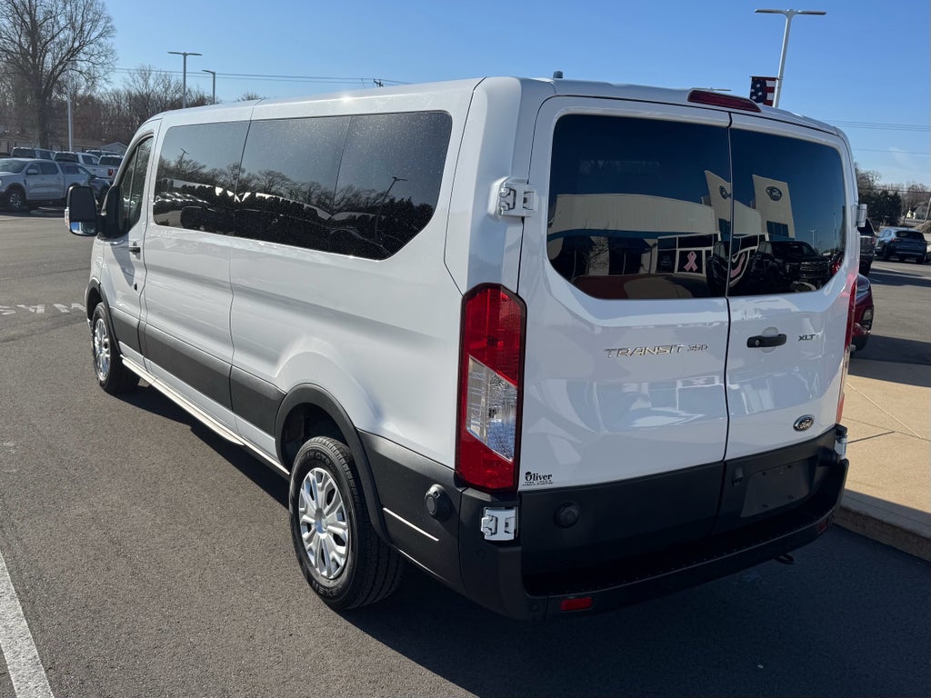 2024 Ford Transit Wagon XLT RWD