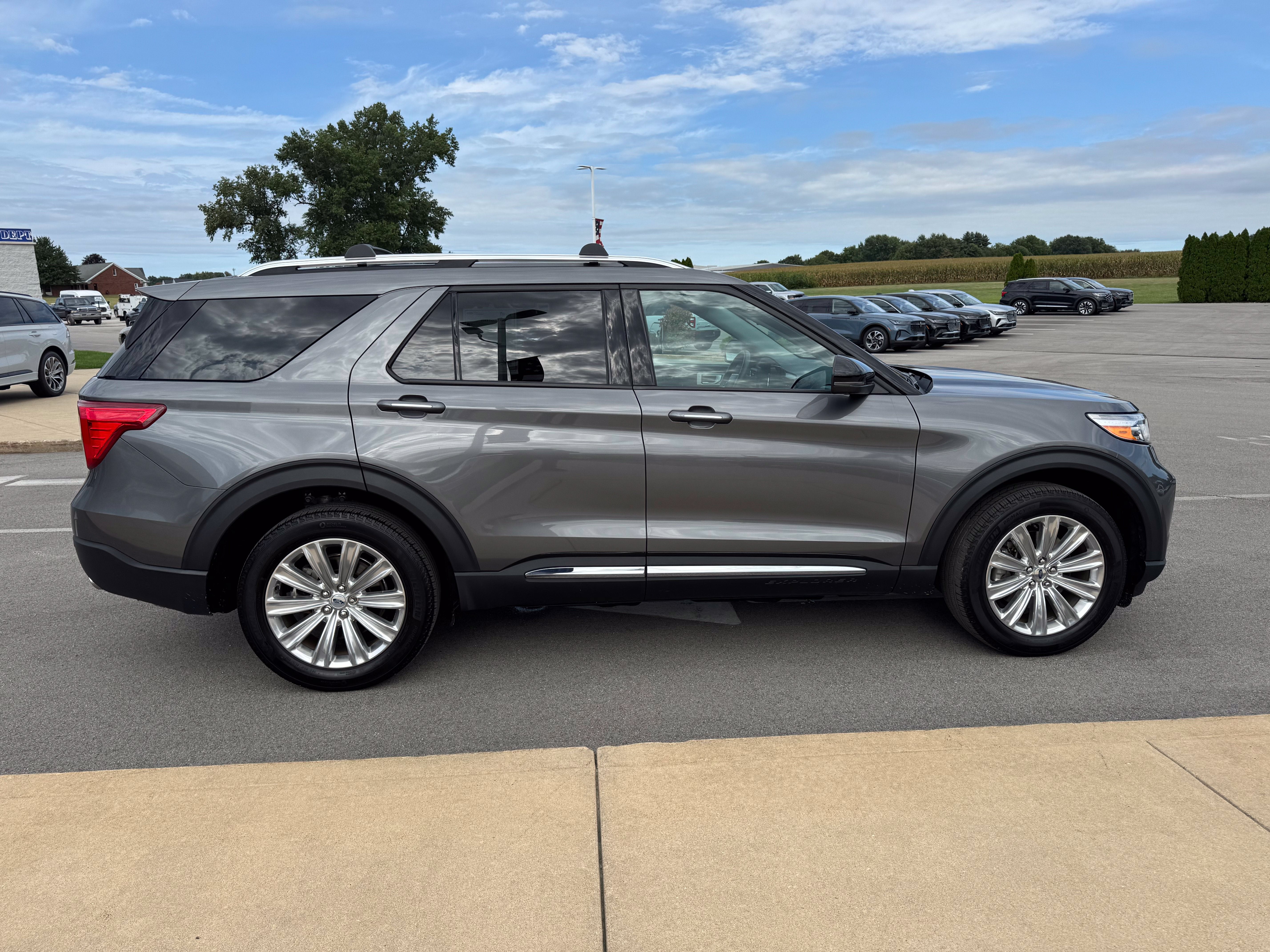 2023 Ford Explorer Limited