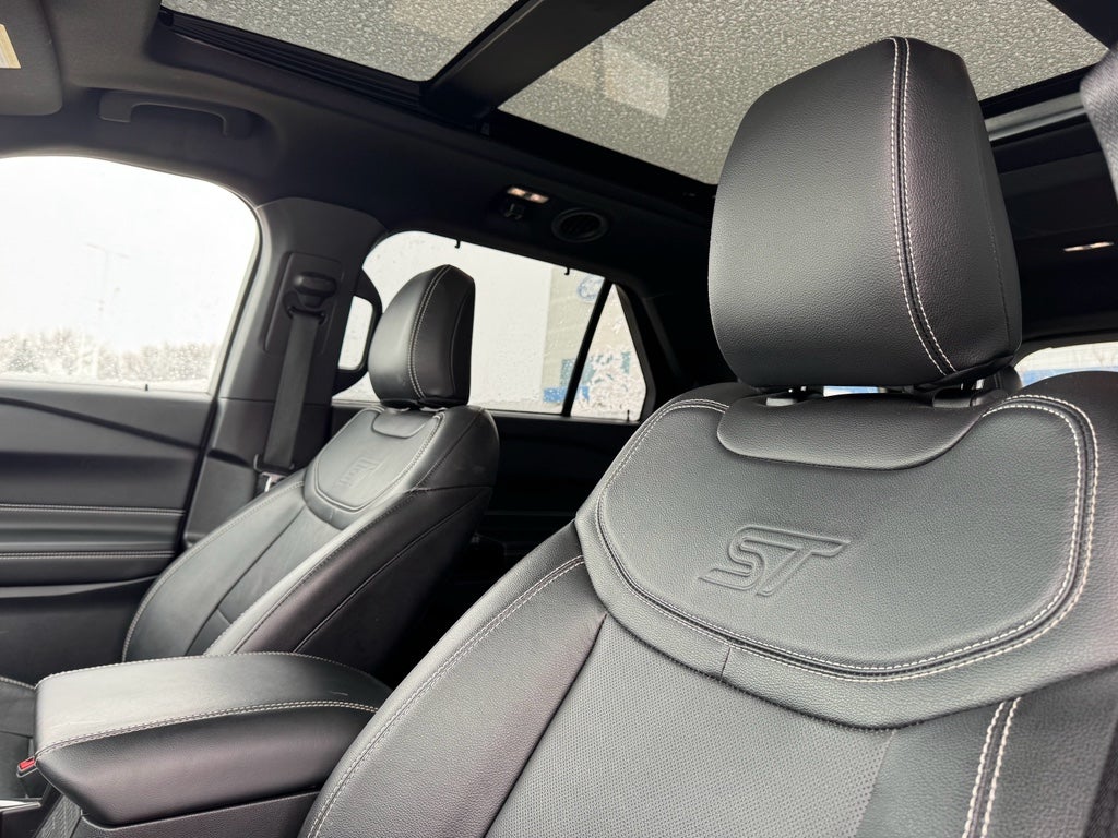 2023 Ford Explorer ST 4WD