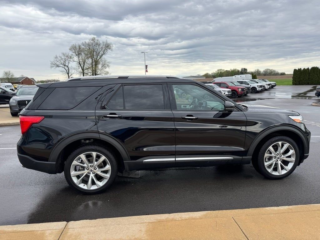 2022 Ford Explorer Platinum