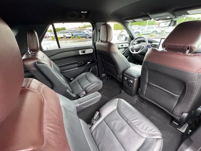 2022 Ford Explorer Platinum
