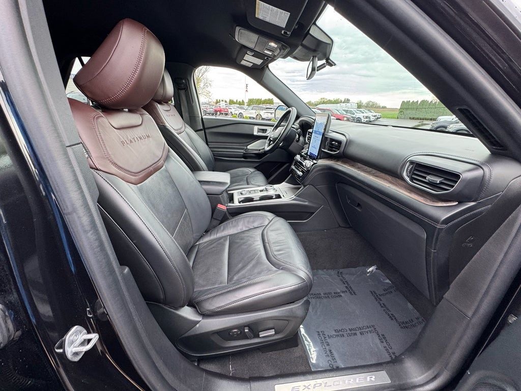 2022 Ford Explorer Platinum