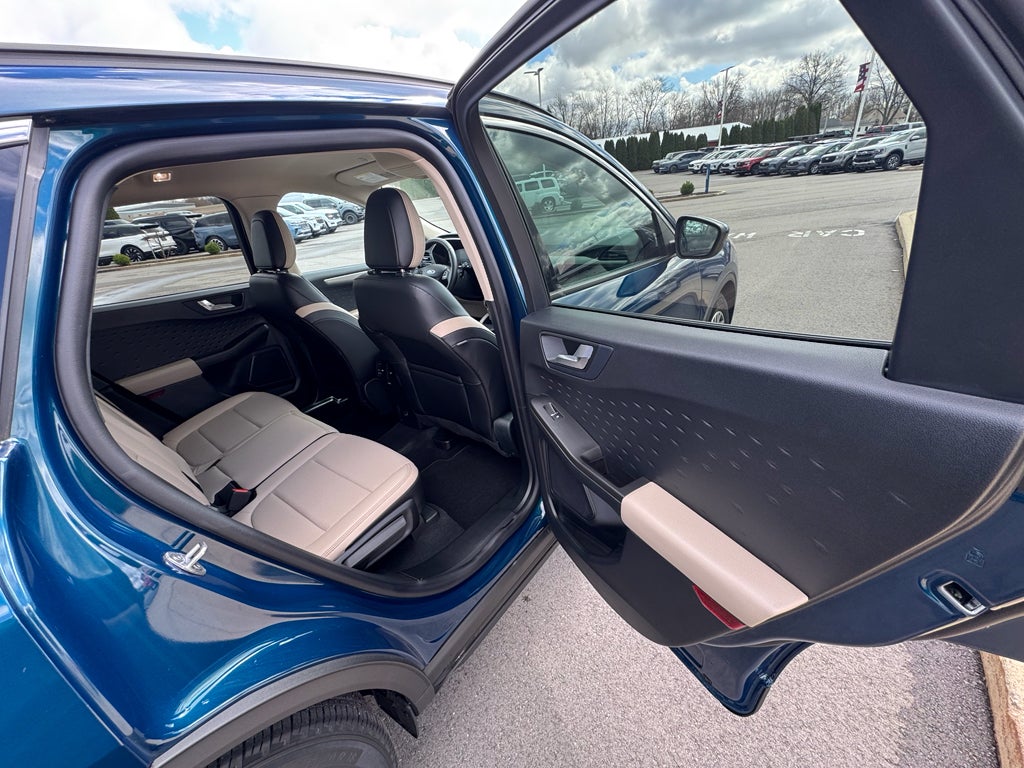 2020 Ford Escape SEL FWD