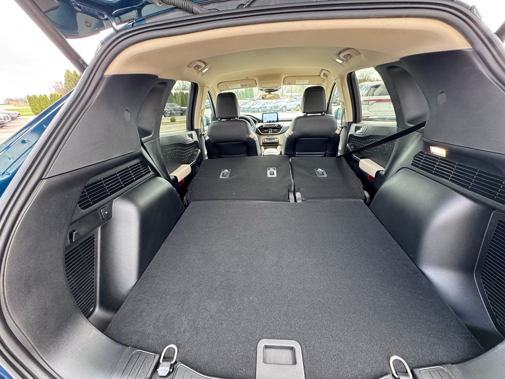 2020 Ford Escape SEL FWD