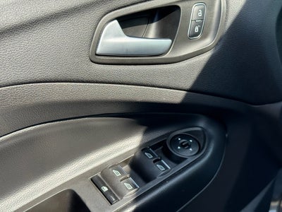 2019 Ford Escape SEL FWD