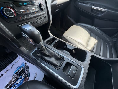 2019 Ford Escape SEL FWD