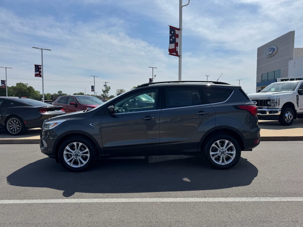 2019 Ford Escape SEL FWD
