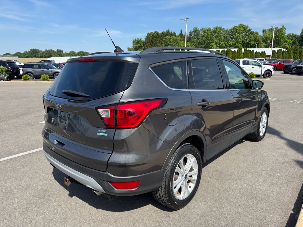 2019 Ford Escape SEL FWD