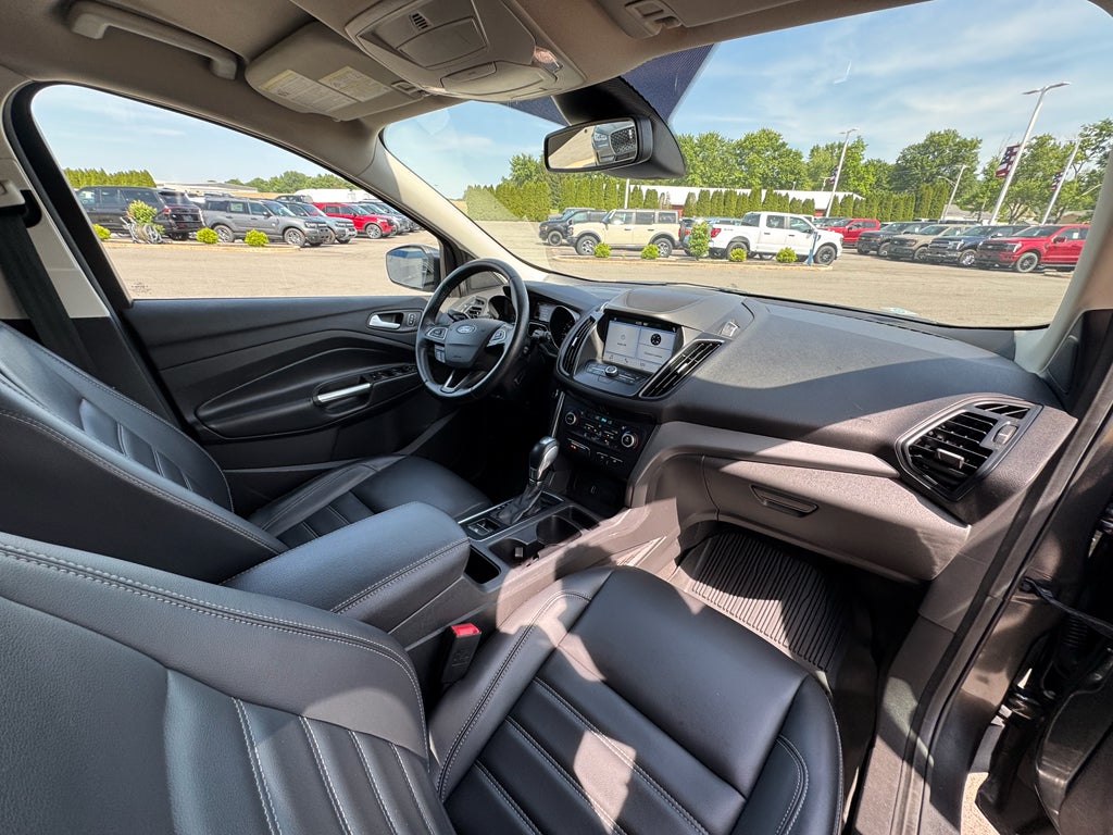 2019 Ford Escape SEL FWD