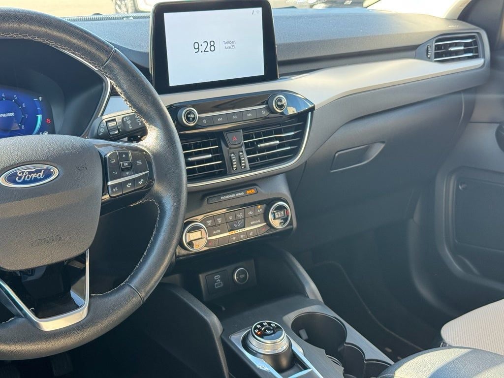 2021 Ford Escape Titanium
