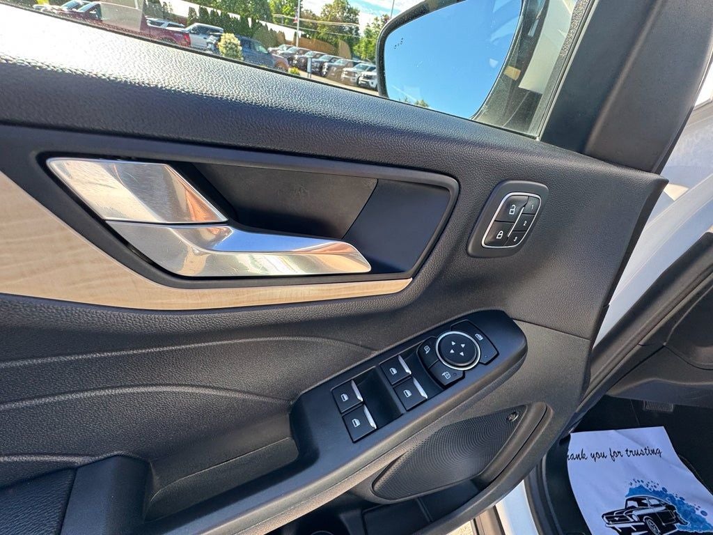 2021 Ford Escape Titanium