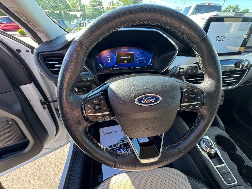 2021 Ford Escape Titanium