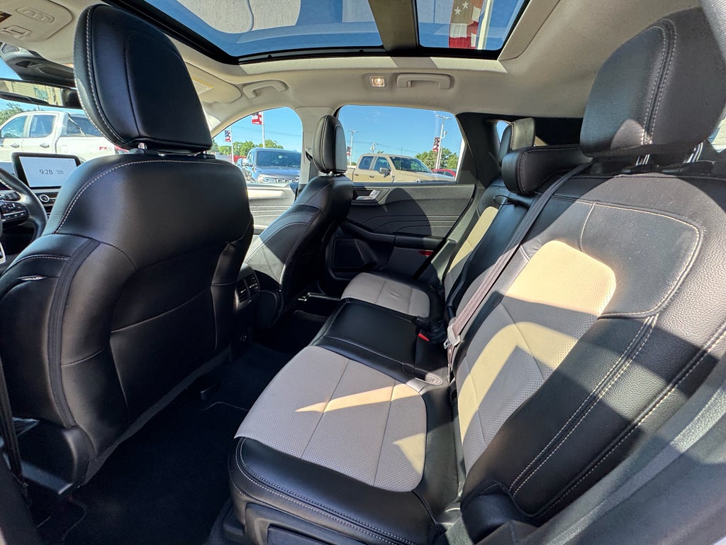 2021 Ford Escape Titanium 4WD