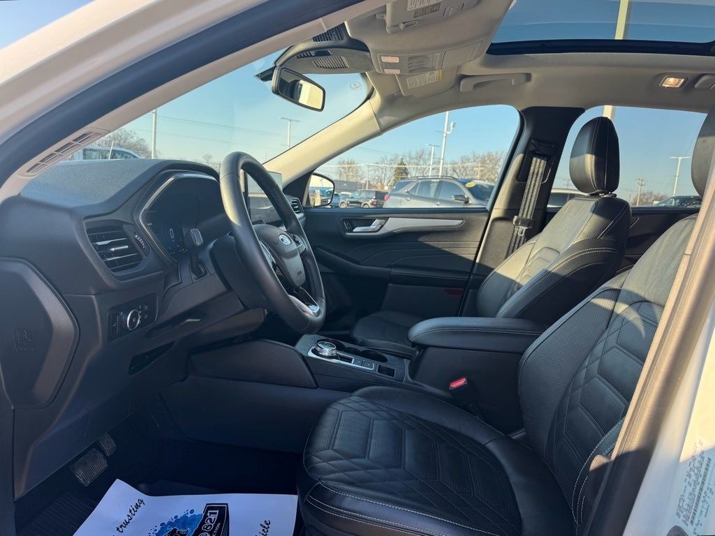 2023 Ford Escape Platinum