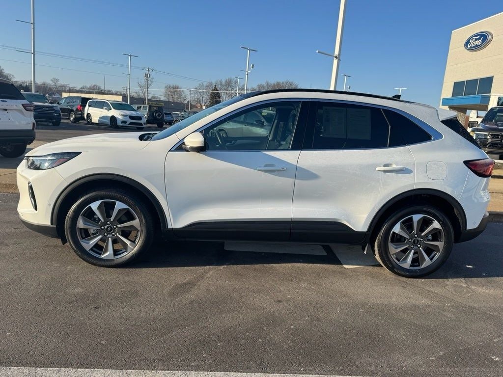 2023 Ford Escape Platinum