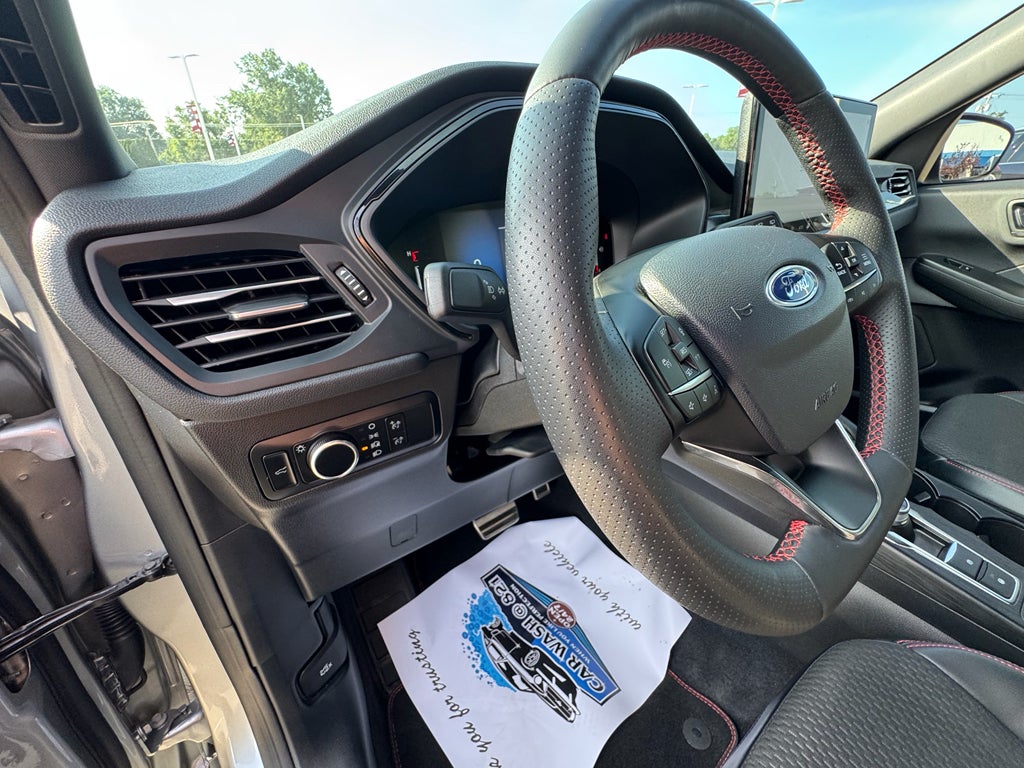 2023 Ford Escape ST-Line AWD