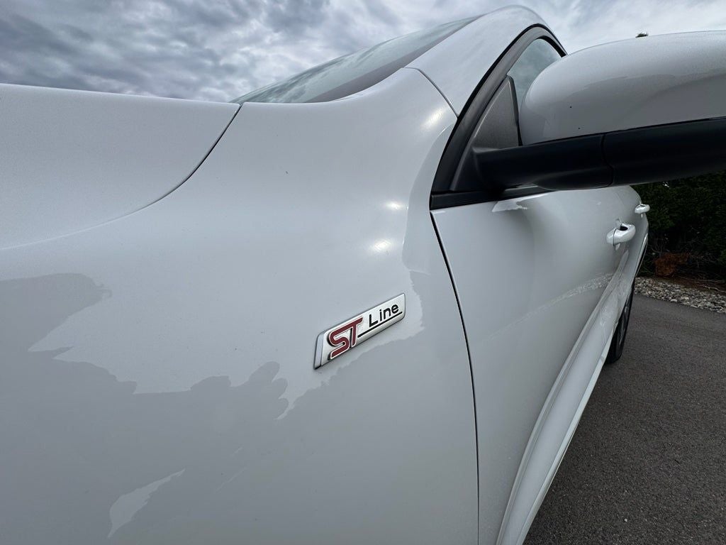 2023 Ford Escape ST-Line Select