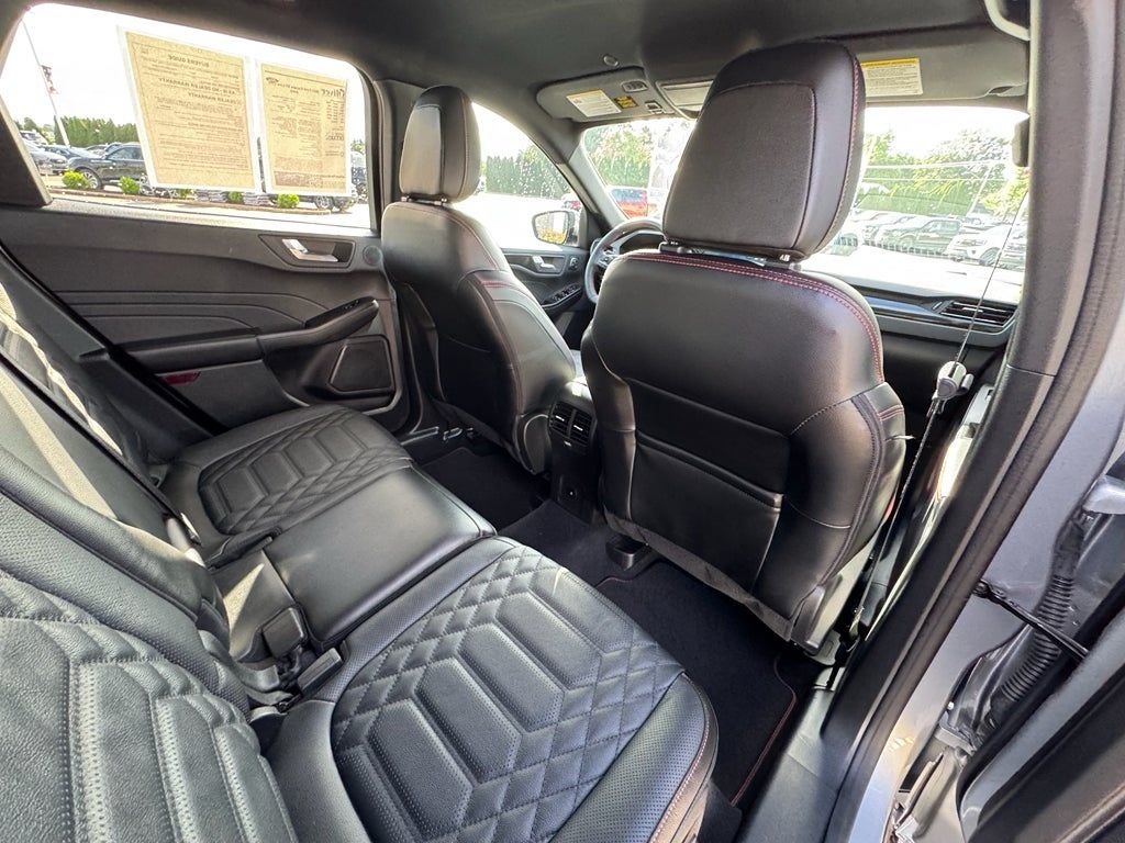 2023 Ford Escape ST-Line Elite