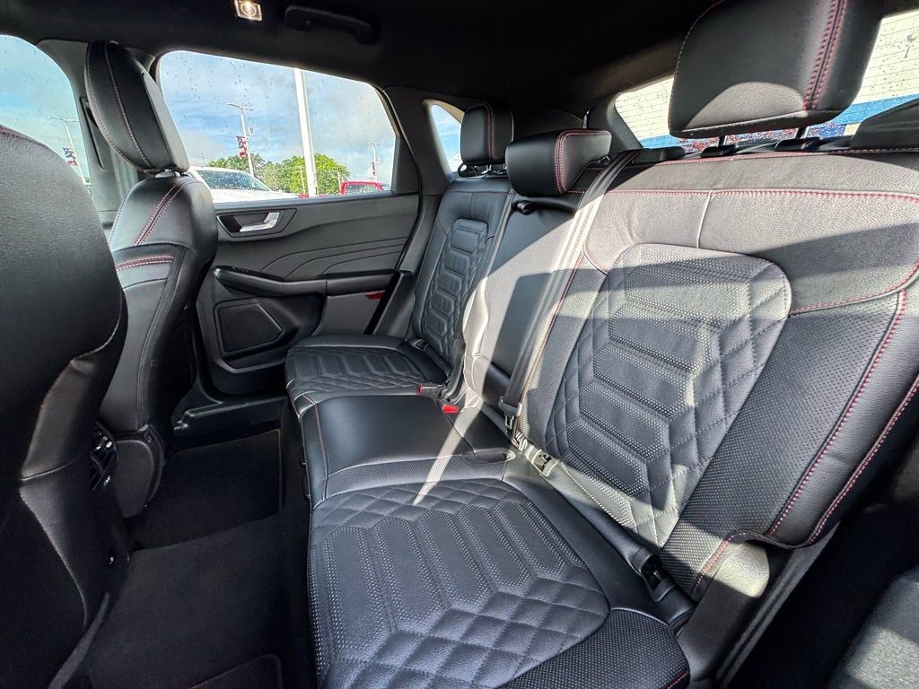 2023 Ford Escape ST-Line Elite