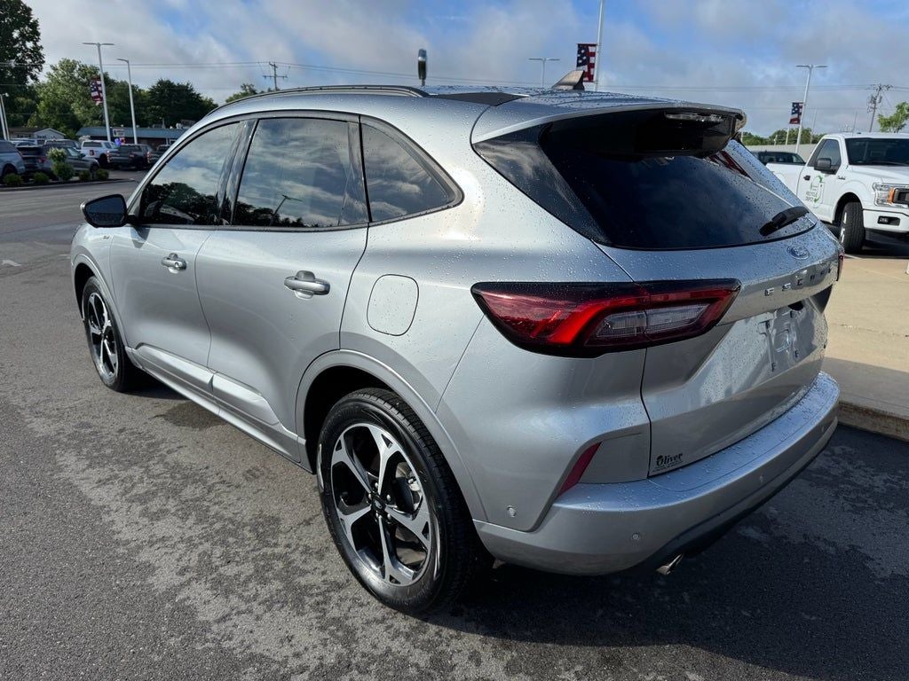 2023 Ford Escape ST-Line Elite