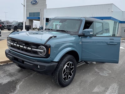 2023 Ford Bronco Outer Banks 4WD
