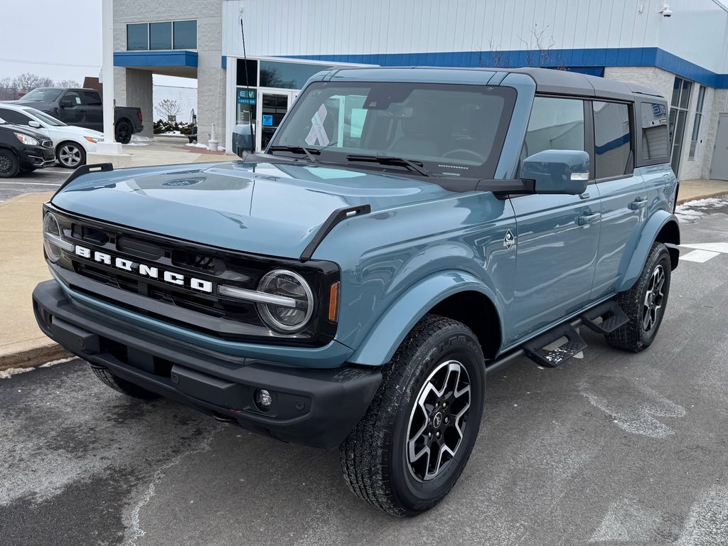 2023 Ford Bronco Outer Banks 4WD