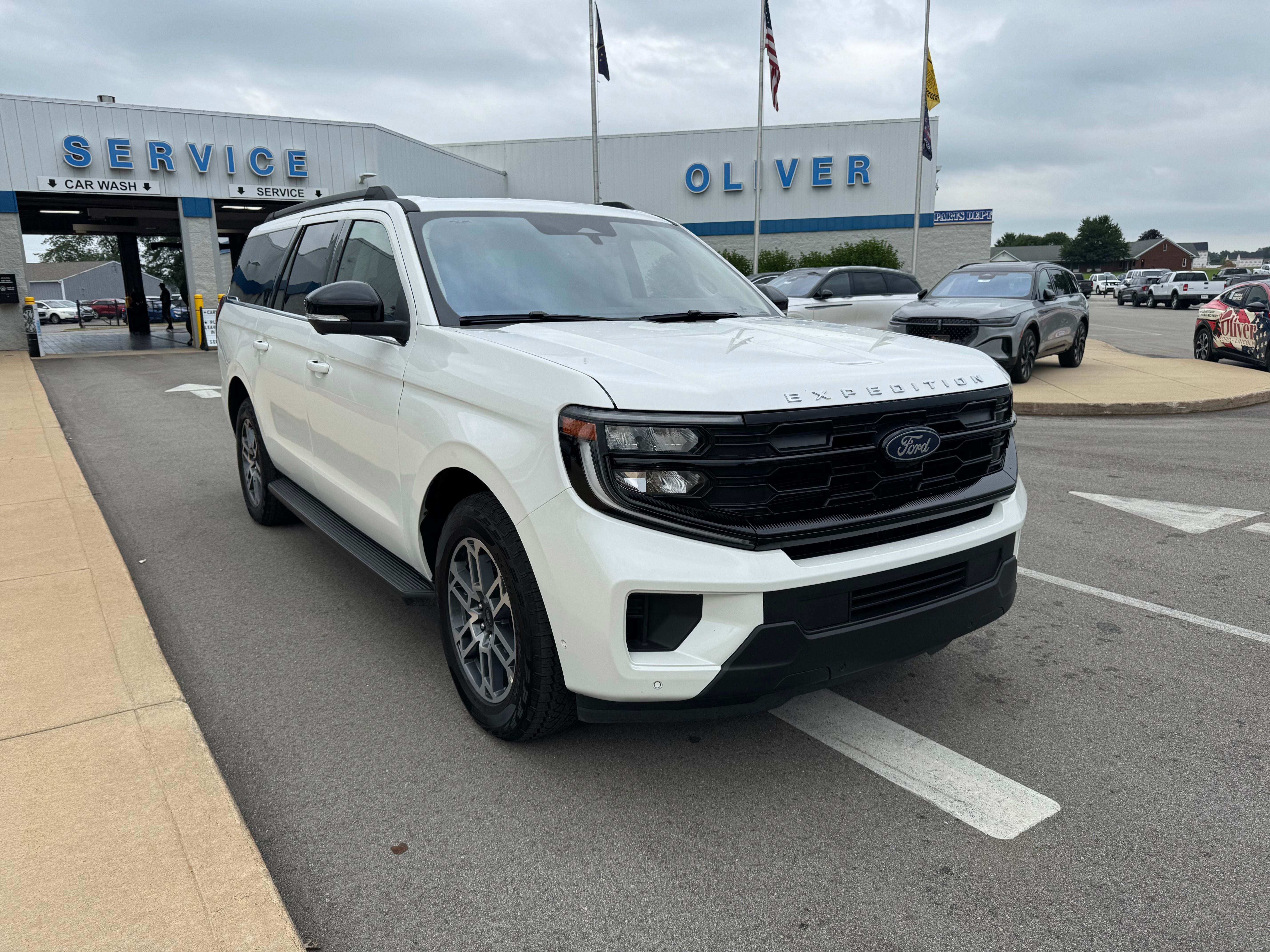 2025 Ford Expedition Max Active