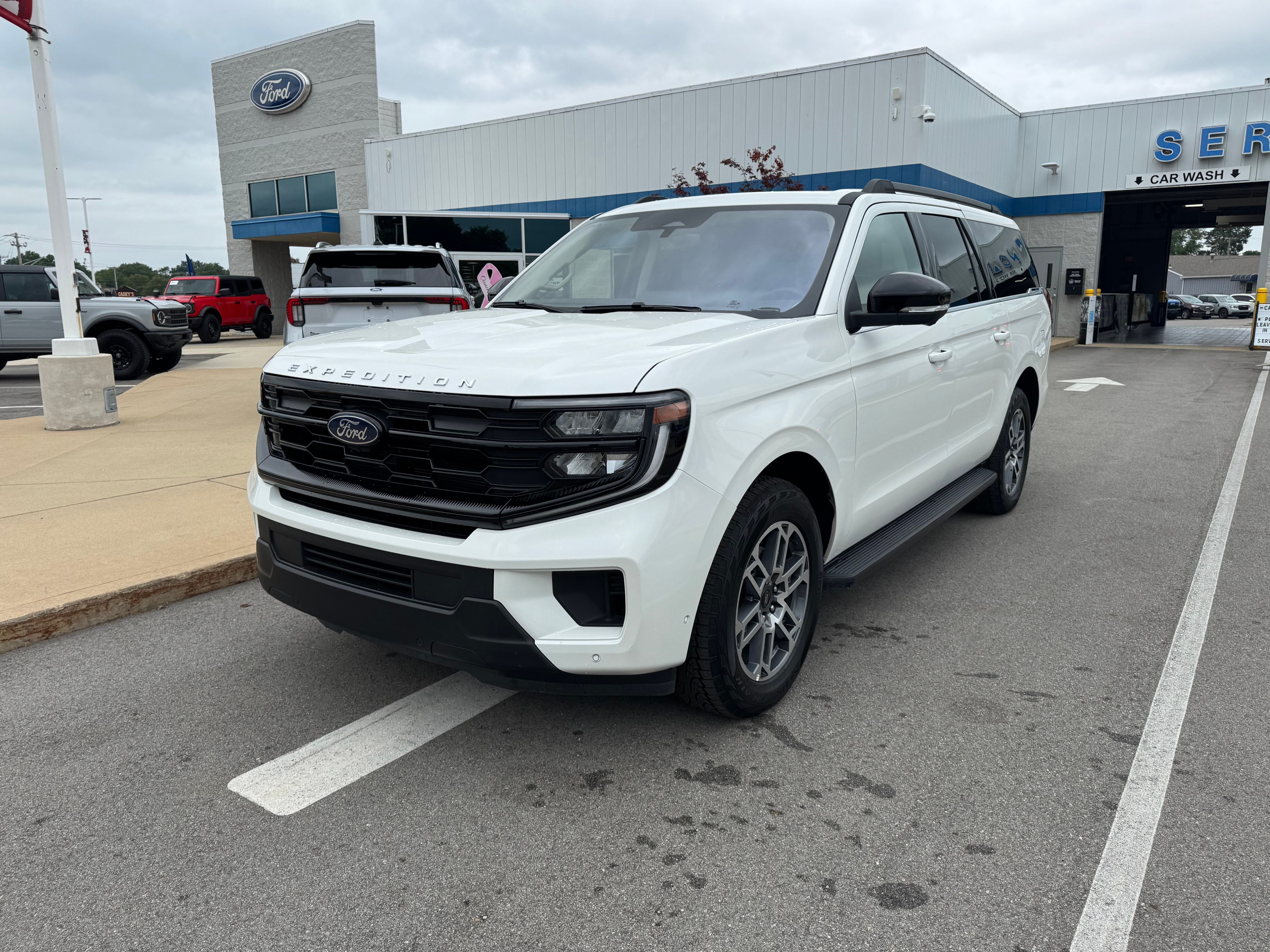 2025 Ford Expedition Max Active