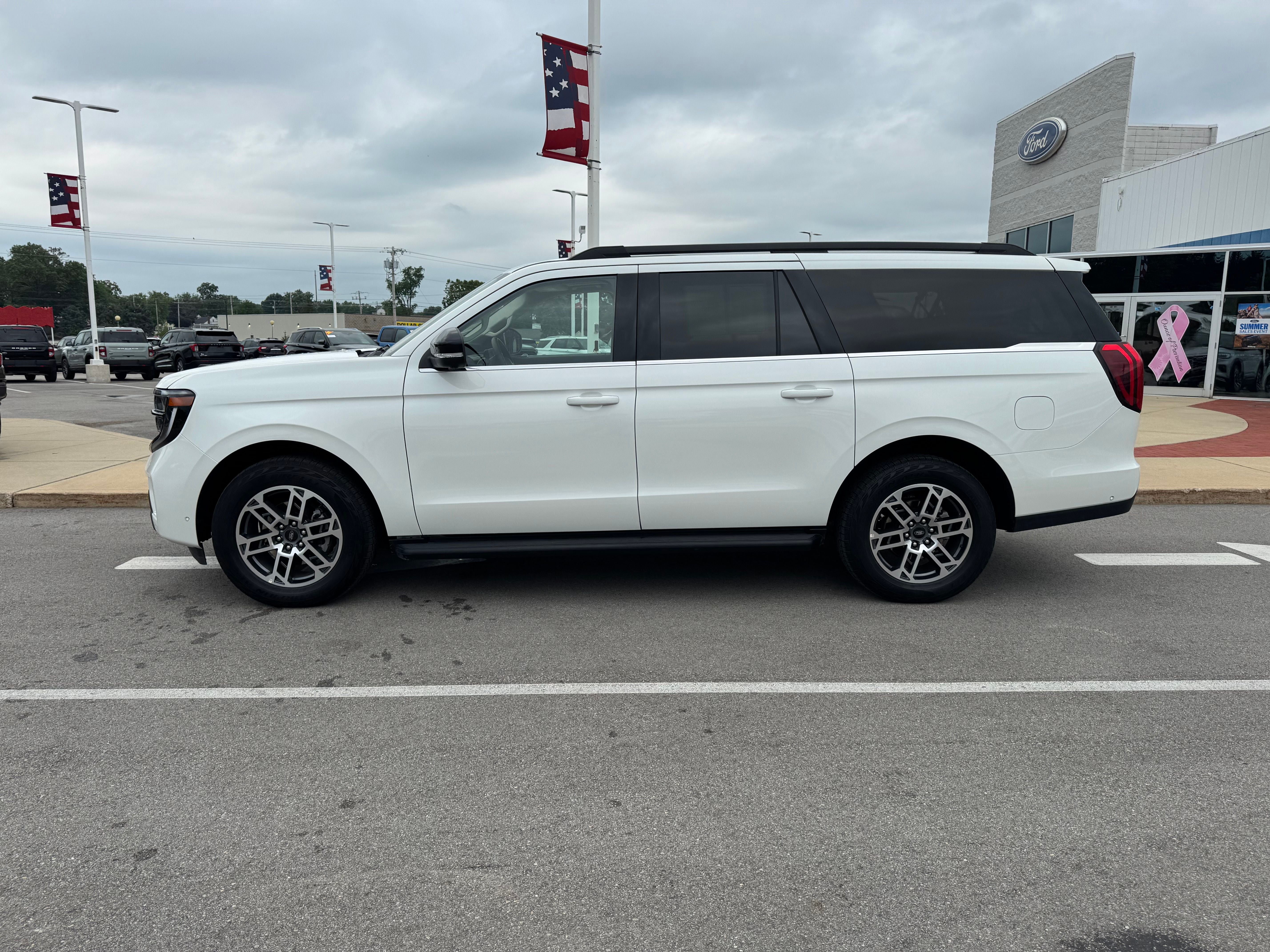 2025 Ford Expedition Max Active