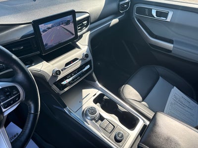 2023 Ford Explorer XLT 4WD