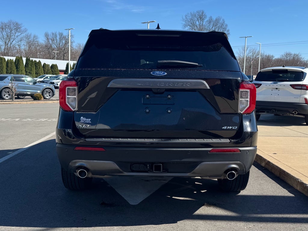 2023 Ford Explorer XLT 4WD