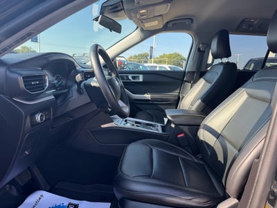 2023 Ford Explorer XLT 4WD