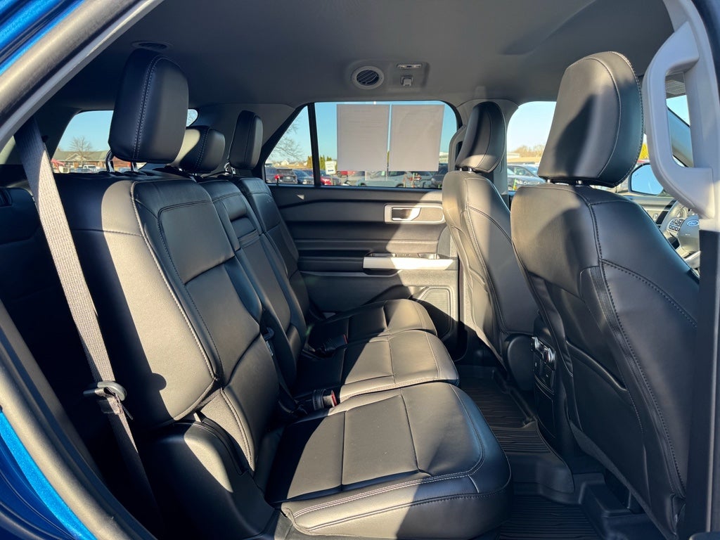 2022 Ford Explorer XLT 4WD