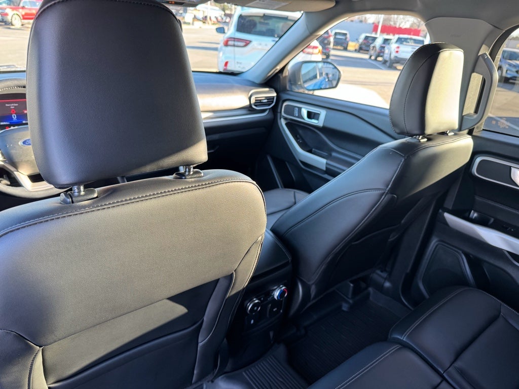 2022 Ford Explorer XLT 4WD