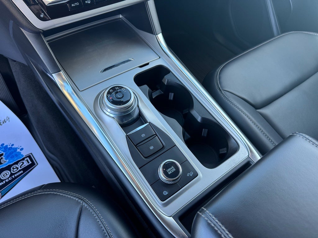 2022 Ford Explorer XLT 4WD