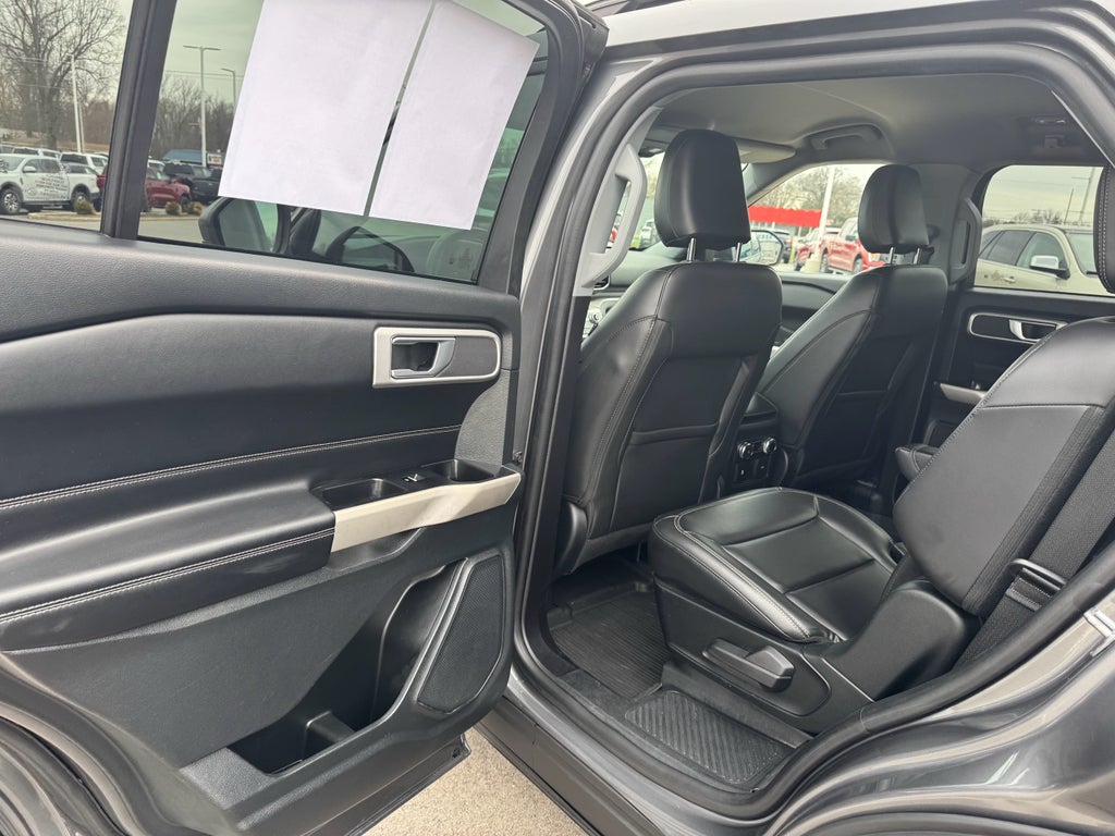 2022 Ford Explorer XLT 4WD