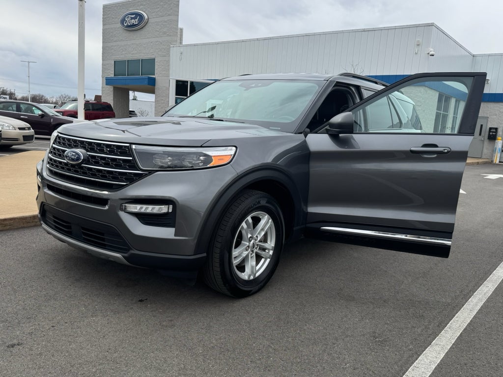 2022 Ford Explorer XLT 4WD