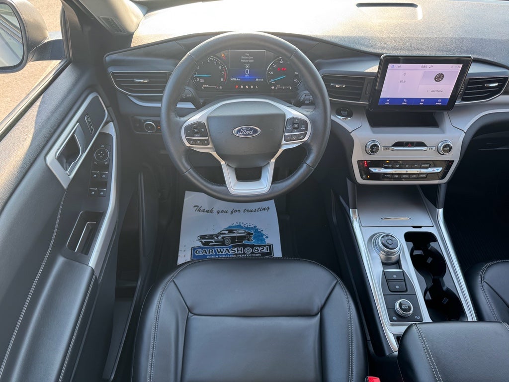 2023 Ford Explorer XLT 4WD