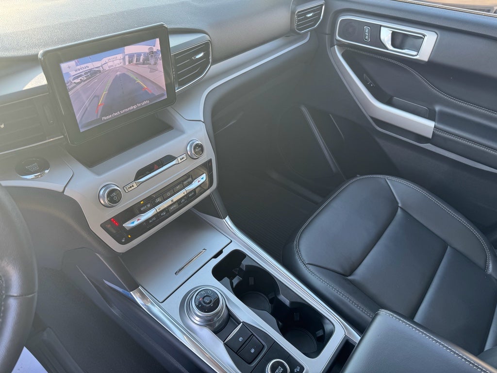 2023 Ford Explorer XLT 4WD