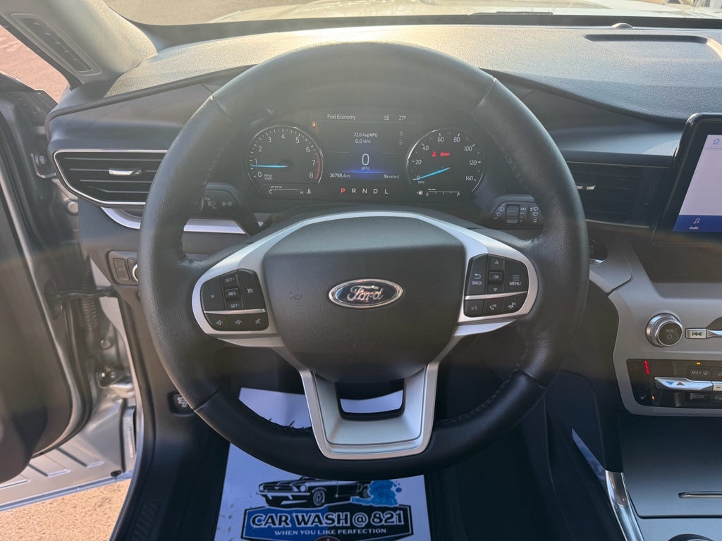 2023 Ford Explorer XLT 4WD