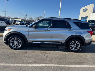 2023 Ford Explorer XLT 4WD