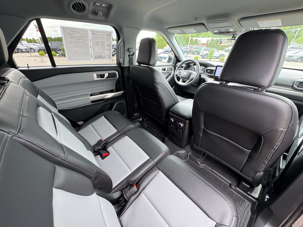 2023 Ford Explorer XLT 4WD
