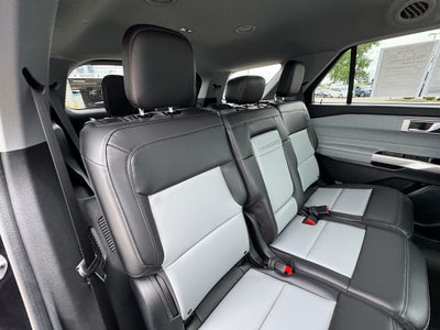 2023 Ford Explorer XLT 4WD