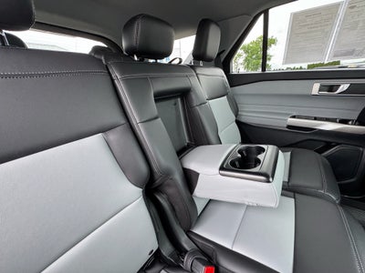 2023 Ford Explorer XLT 4WD